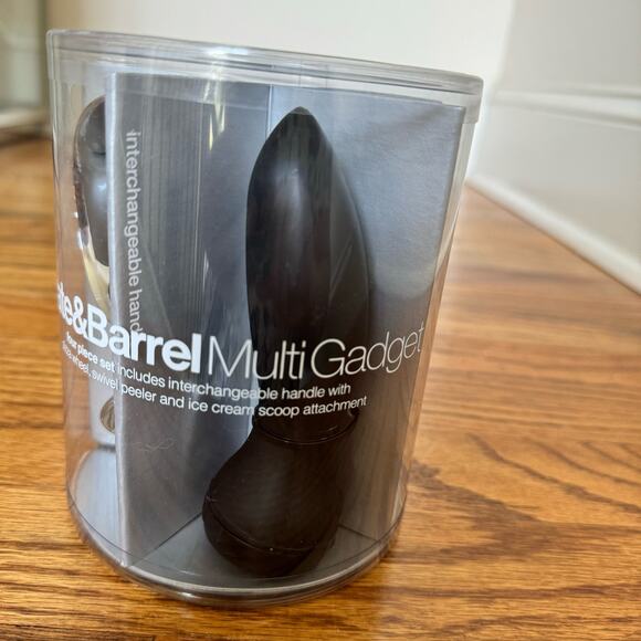 NWT Crate and Barrel Multi Gadget Ice Cream Scoop Pizza Wheel Peeler Handle - Picture 5 of 10